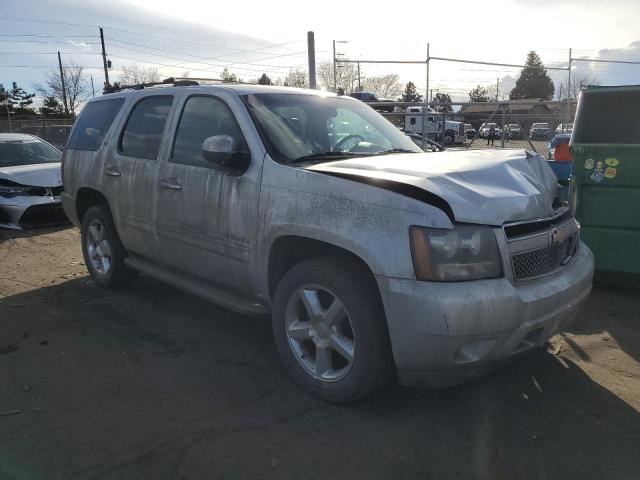 Photo 3 VIN: 1GNSKCE09DR156379 - CHEVROLET TAHOE 