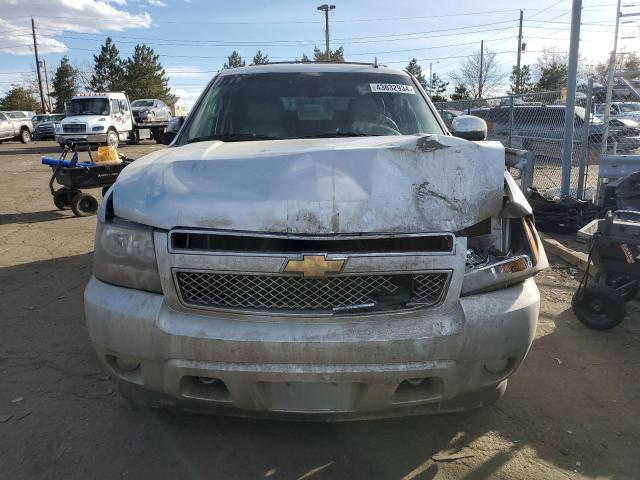 Photo 4 VIN: 1GNSKCE09DR156379 - CHEVROLET TAHOE 