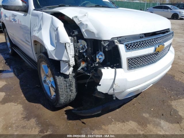 Photo 5 VIN: 1GNSKCE09DR227659 - CHEVROLET TAHOE 