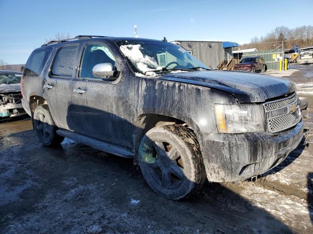 Photo 3 VIN: 1GNSKCE0XBR132265 - CHEVROLET TAHOE 