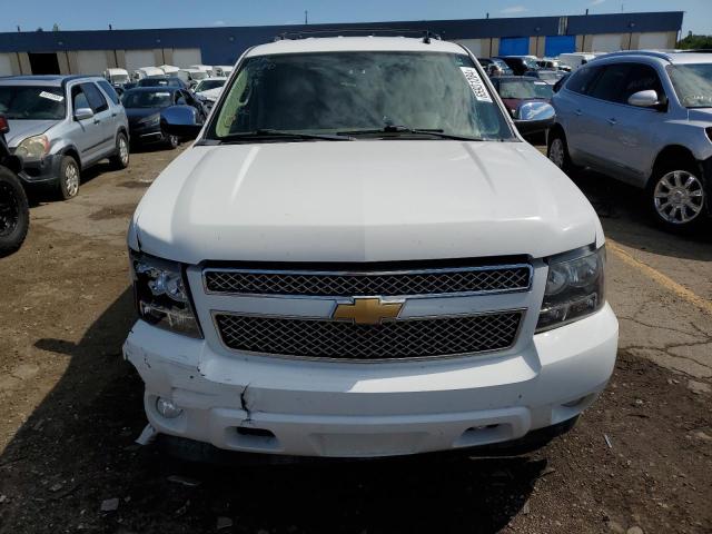 Photo 4 VIN: 1GNSKCE0XDR159694 - CHEVROLET TAHOE 