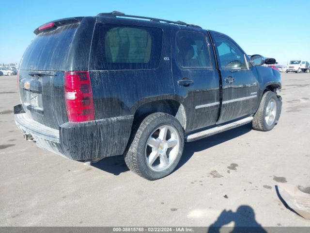 Photo 3 VIN: 1GNSKCE0XDR320447 - CHEVROLET TAHOE 