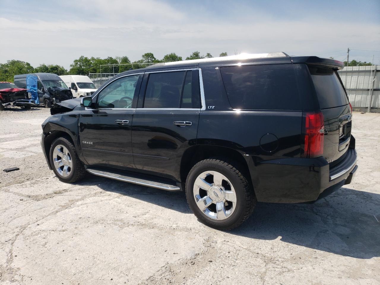 Photo 1 VIN: 1GNSKCKC0GR469923 - CHEVROLET TAHOE 