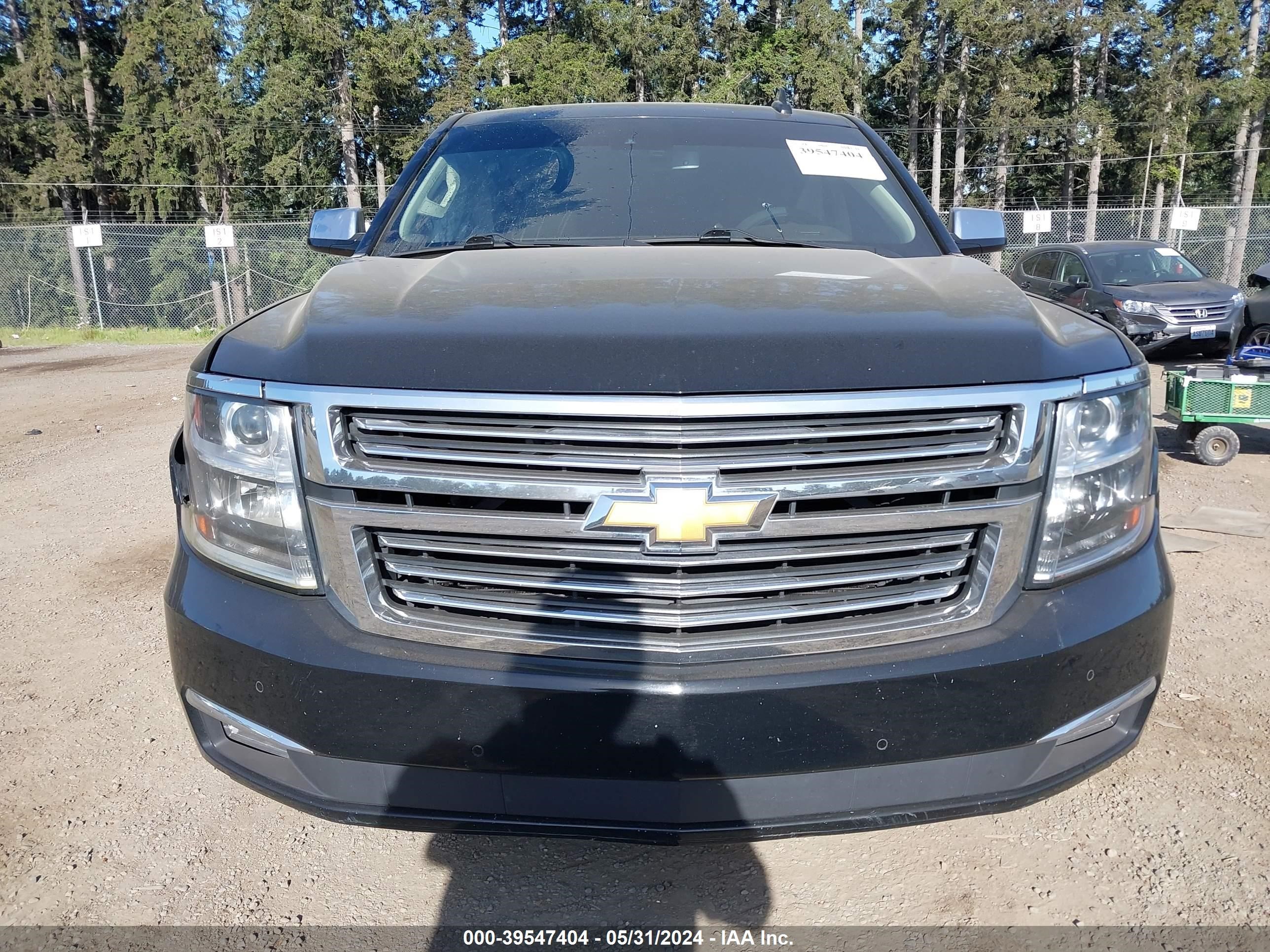 Photo 11 VIN: 1GNSKCKC3FR665630 - CHEVROLET TAHOE 