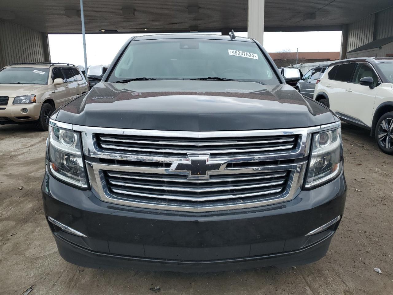 Photo 4 VIN: 1GNSKCKC3GR225392 - CHEVROLET TAHOE 