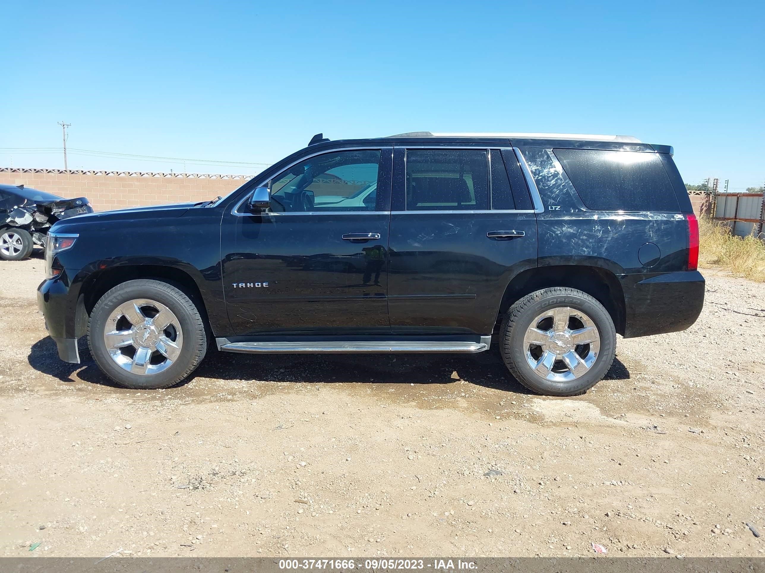 Photo 13 VIN: 1GNSKCKC3GR297595 - CHEVROLET TAHOE K150 