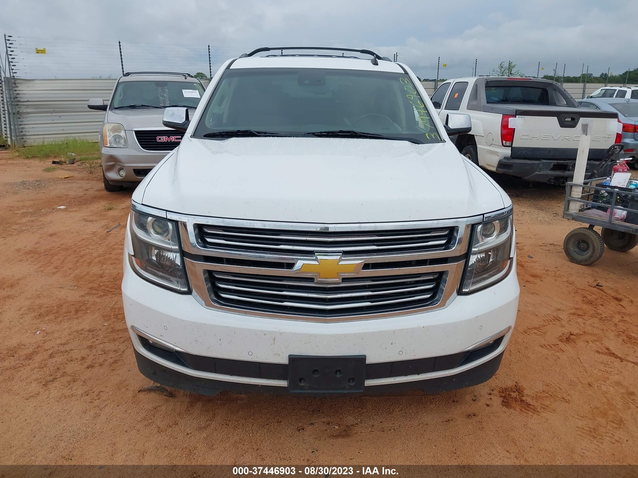 Photo 10 VIN: 1GNSKCKC5FR175738 - CHEVROLET TAHOE 