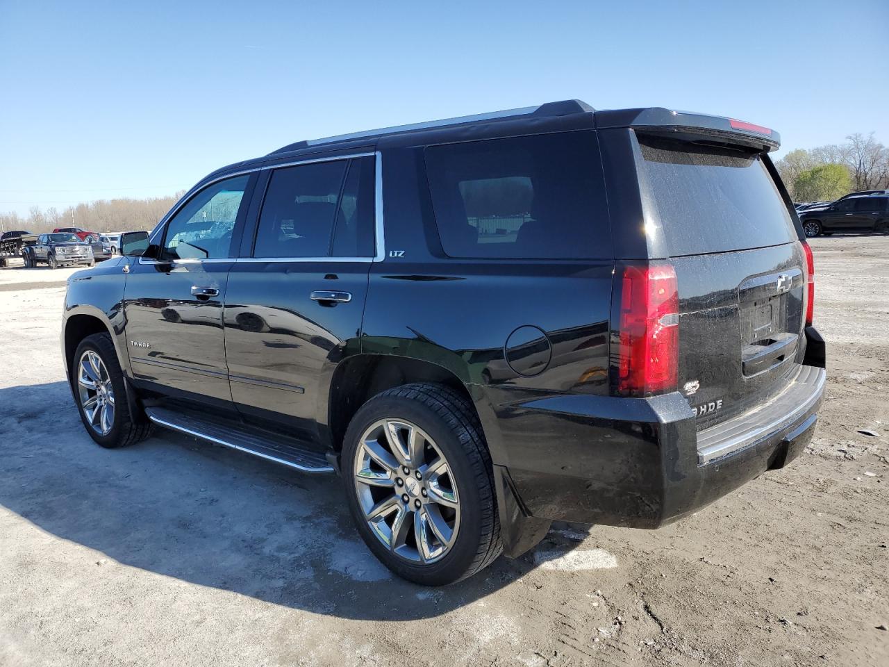 Photo 1 VIN: 1GNSKCKC6FR217656 - CHEVROLET TAHOE 