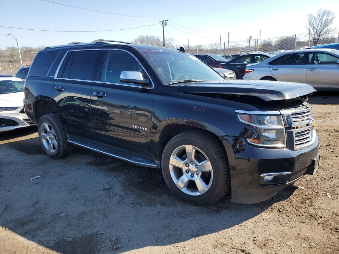 Photo 3 VIN: 1GNSKCKC6GR364285 - CHEVROLET TAHOE 