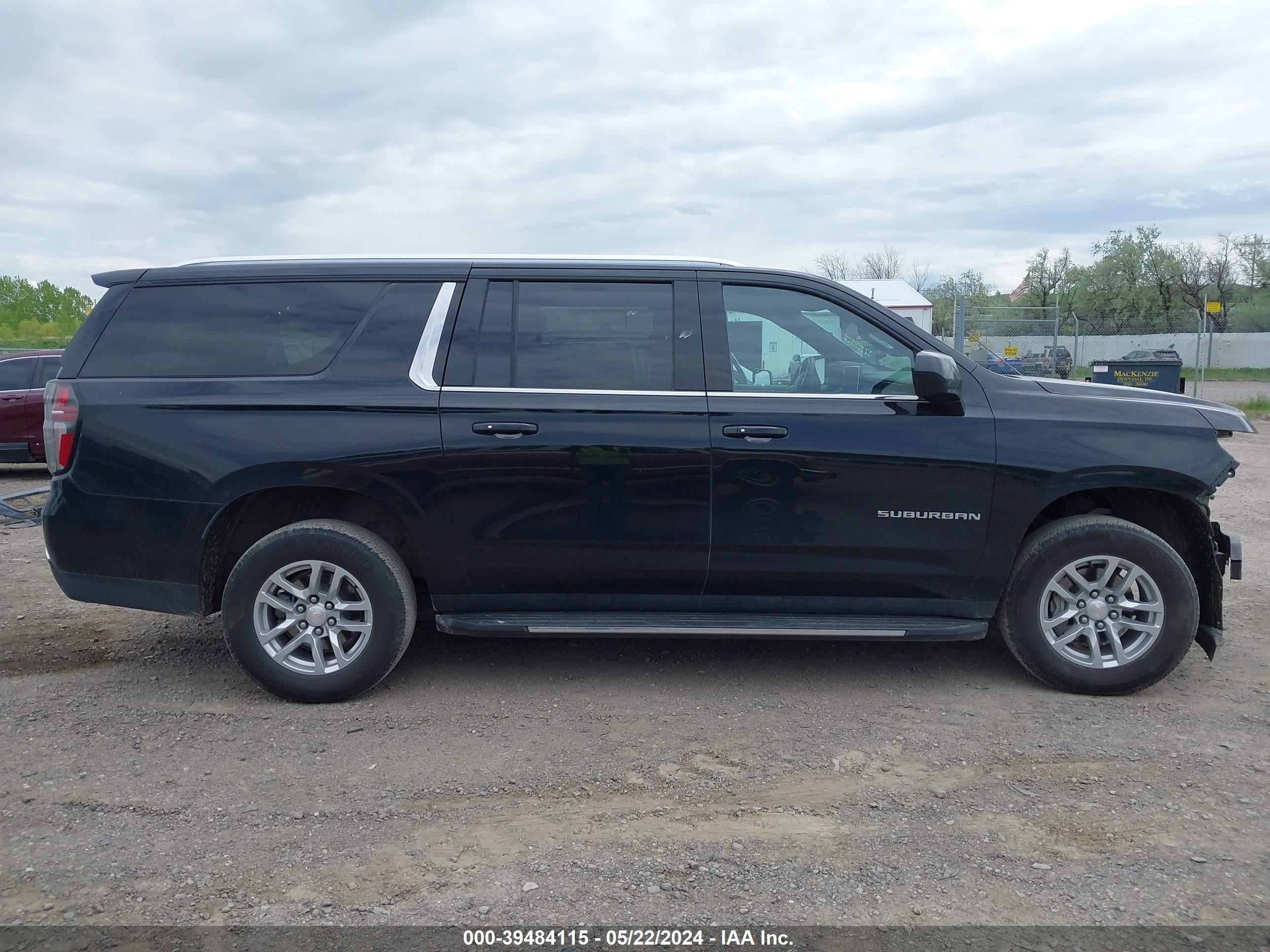 Photo 13 VIN: 1GNSKCKD3PR352409 - CHEVROLET SUBURBAN 