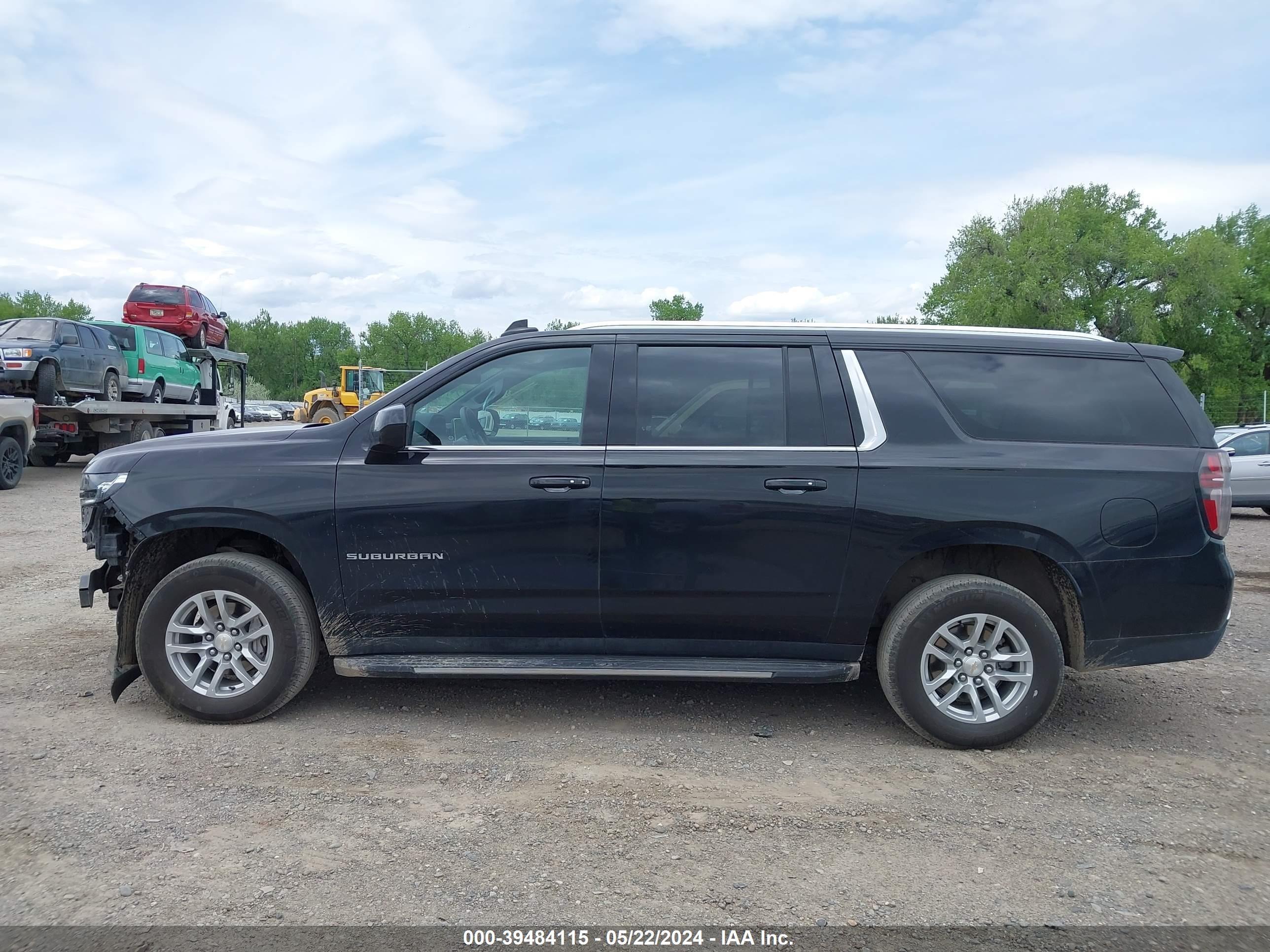 Photo 14 VIN: 1GNSKCKD3PR352409 - CHEVROLET SUBURBAN 