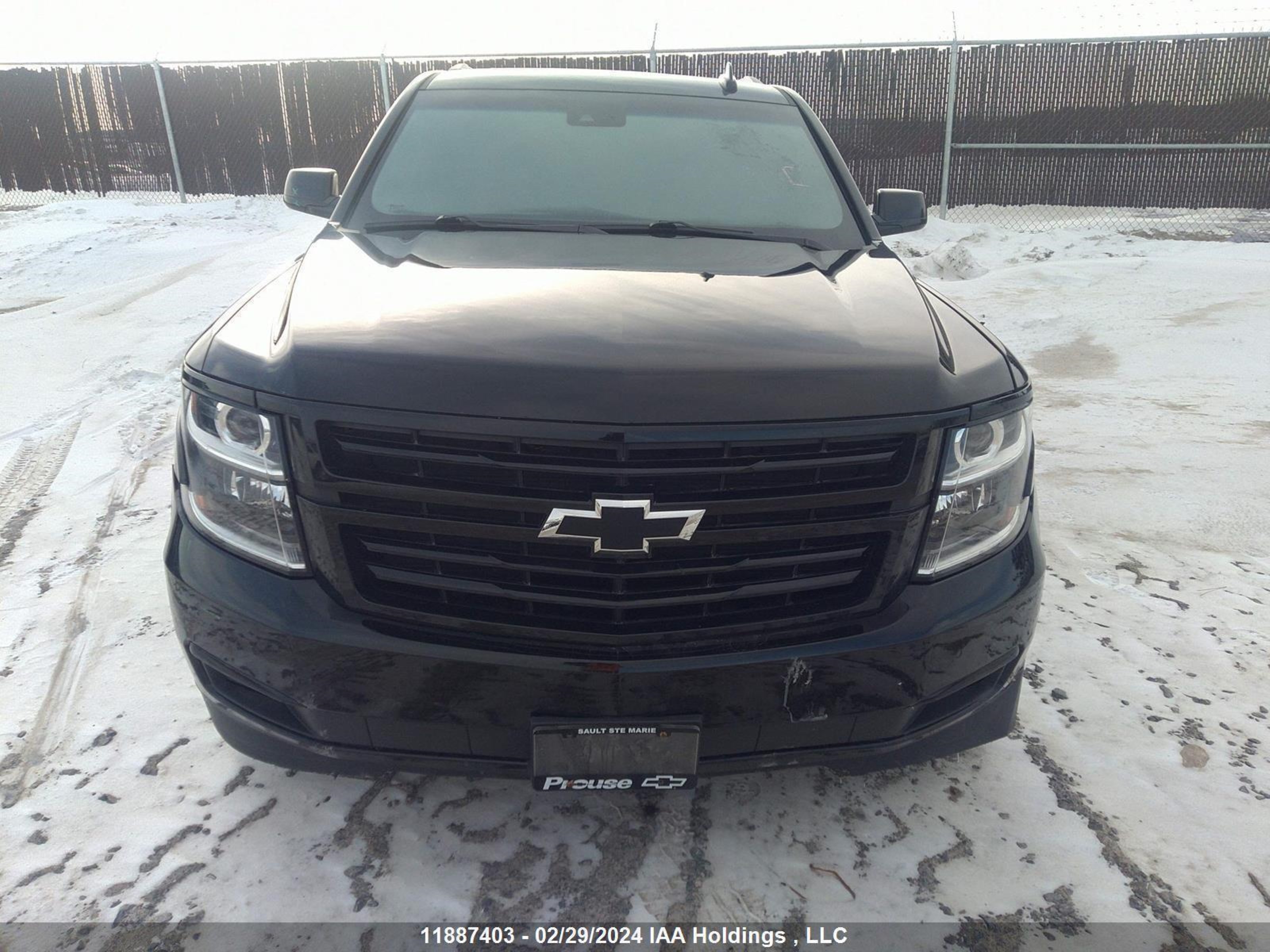 Photo 10 VIN: 1GNSKCKJ4KR120139 - CHEVROLET TAHOE 