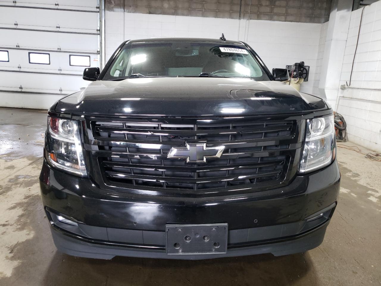 Photo 4 VIN: 1GNSKCKJ8KR279407 - CHEVROLET TAHOE 