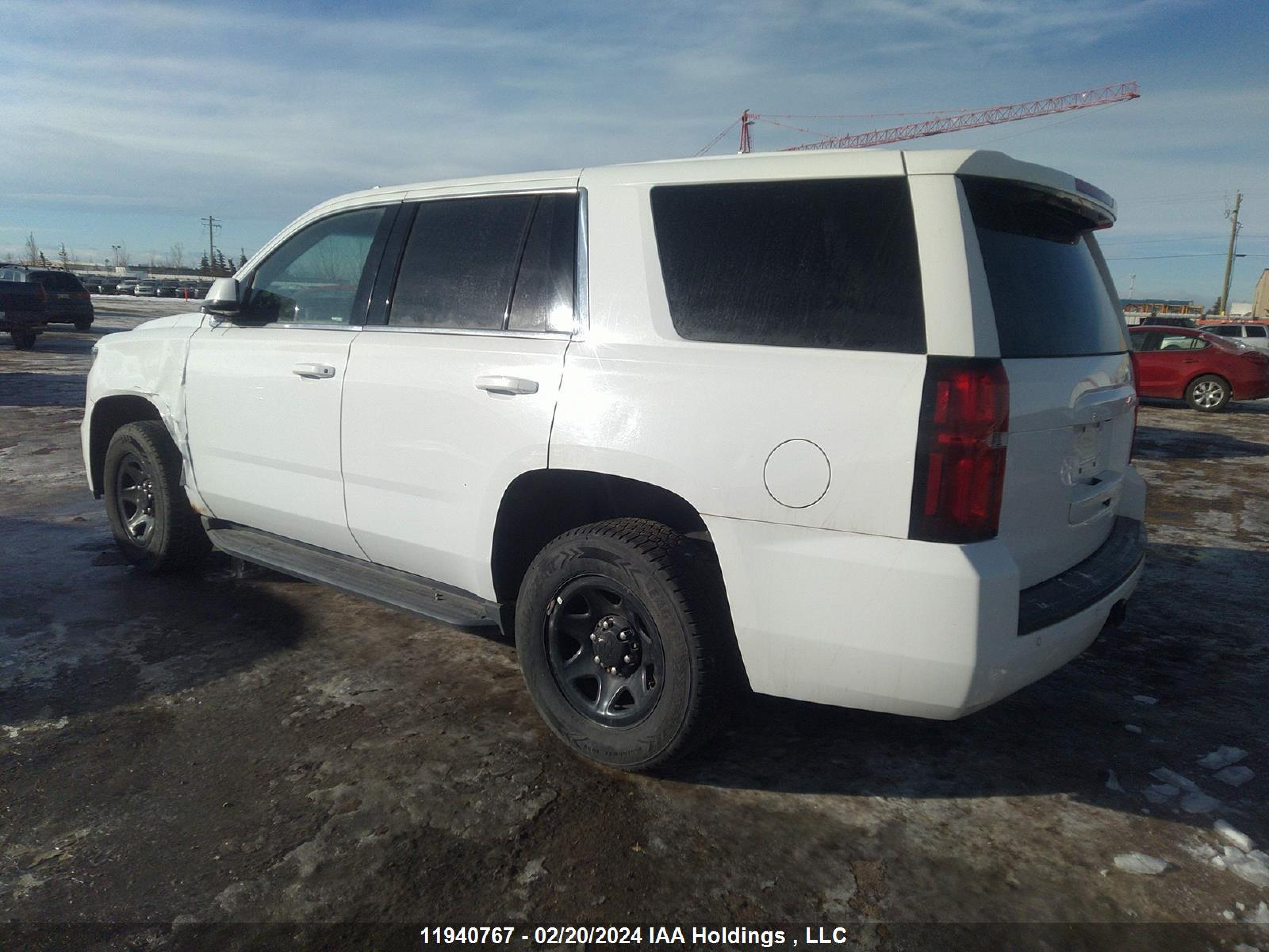 Photo 2 VIN: 1GNSKDEC5GR431573 - CHEVROLET TAHOE 