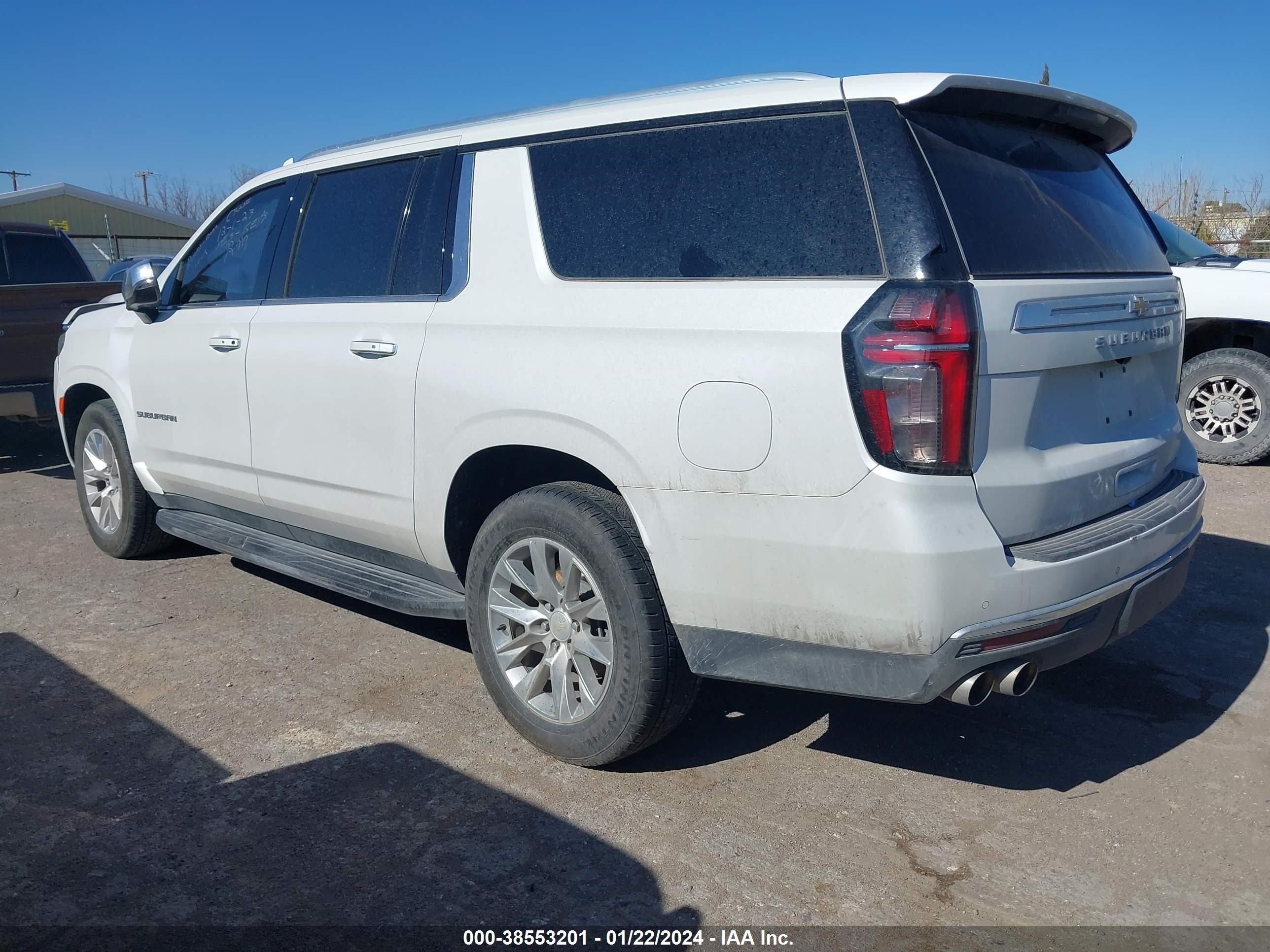 Photo 2 VIN: 1GNSKFKD0PR294678 - CHEVROLET SUBURBAN 