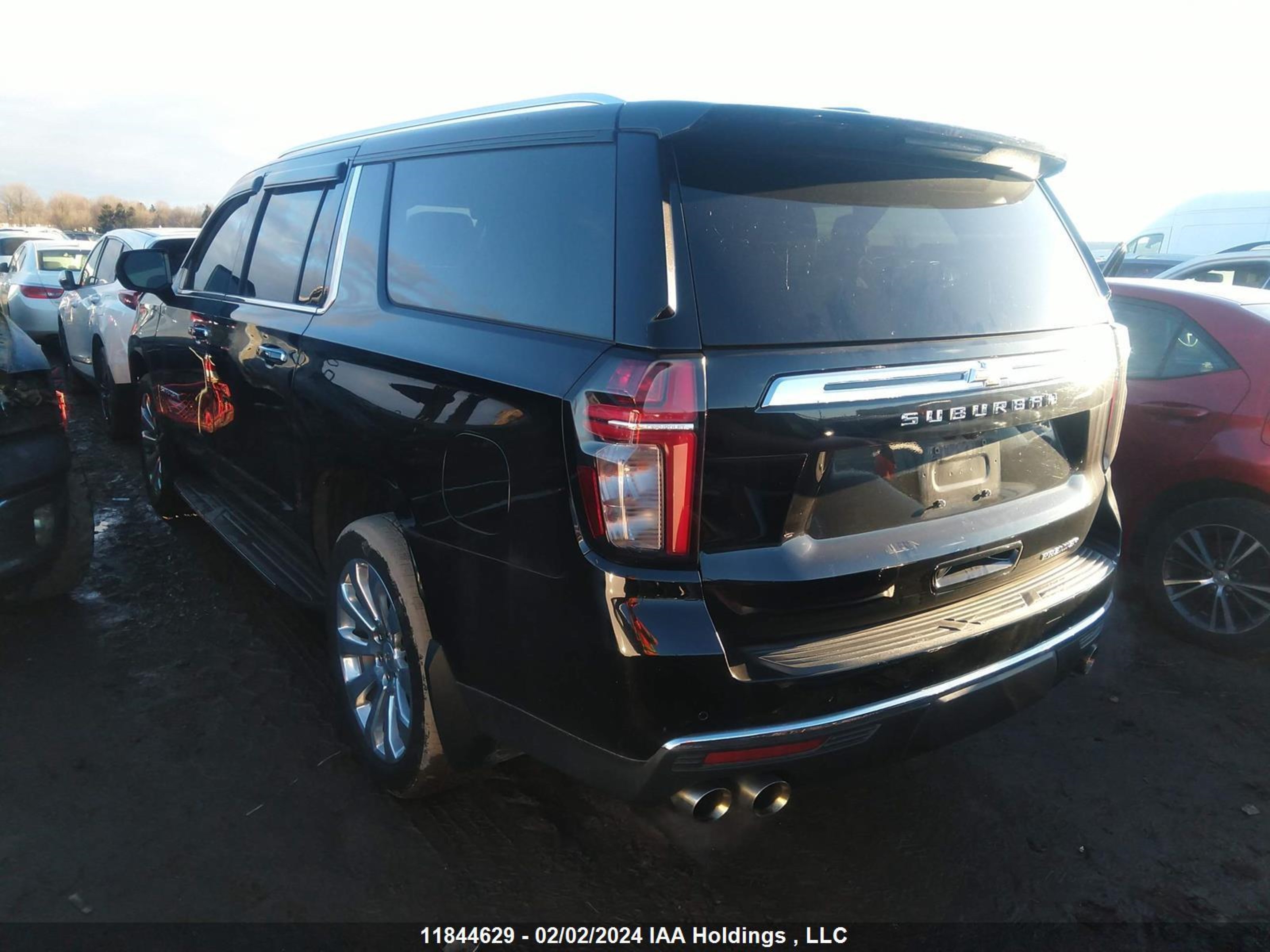 Photo 2 VIN: 1GNSKFKD8PR204189 - CHEVROLET SUBURBAN 