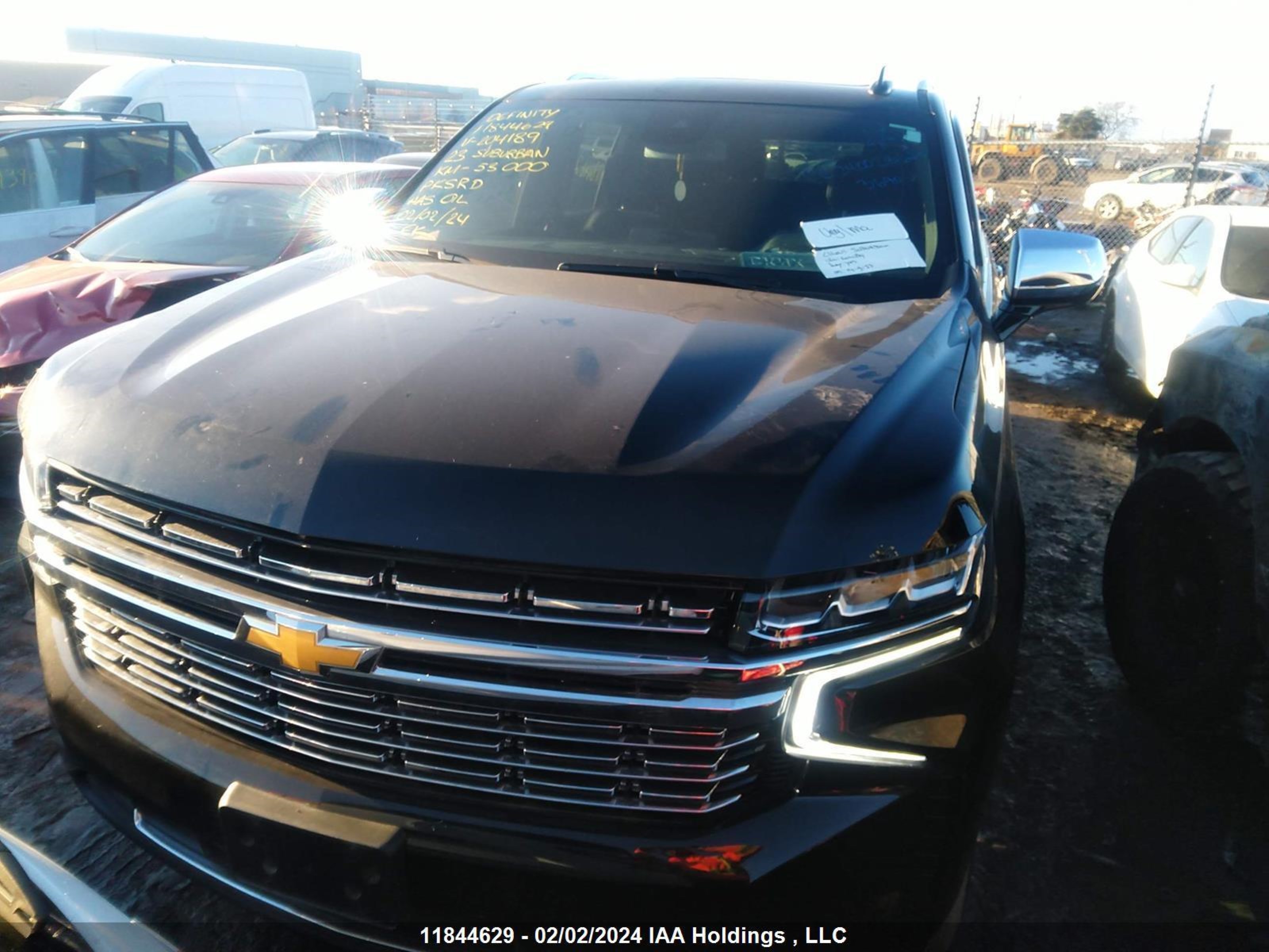 Photo 5 VIN: 1GNSKFKD8PR204189 - CHEVROLET SUBURBAN 