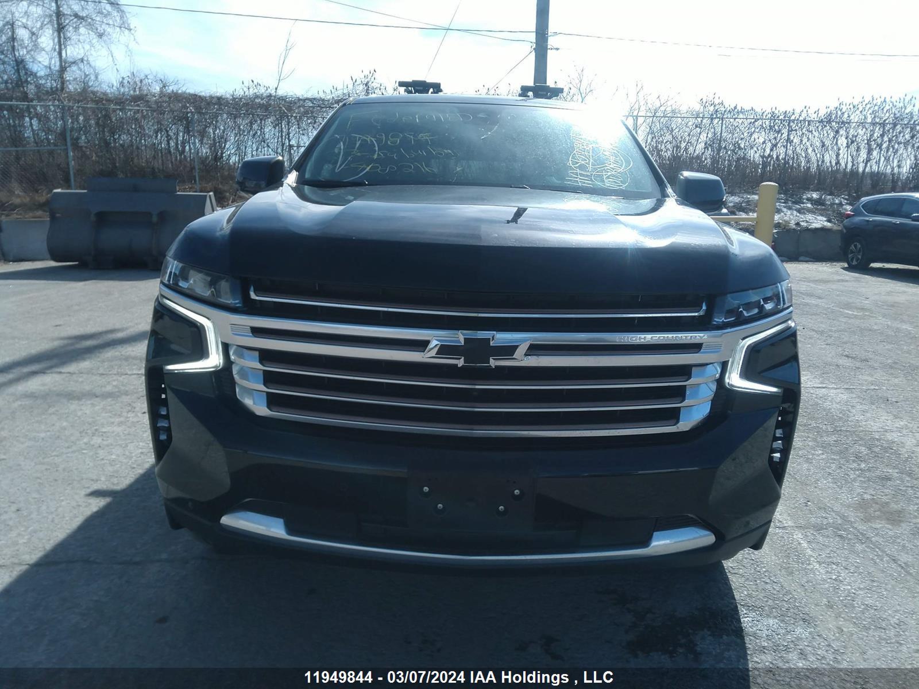 Photo 12 VIN: 1GNSKGKL1PR408216 - CHEVROLET SUBURBAN 