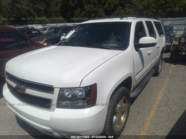 Photo 1 VIN: 1GNSKHE34BR164779 - CHEVROLET SUBURBAN 