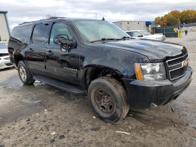 Photo 3 VIN: 1GNSKHE34BR178732 - CHEVROLET SUBURBAN 