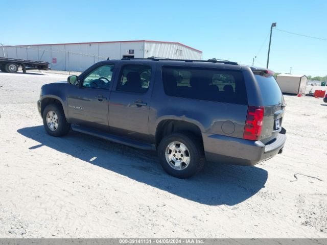 Photo 2 VIN: 1GNSKHE3XBR286045 - CHEVROLET SUBURBAN 1500 