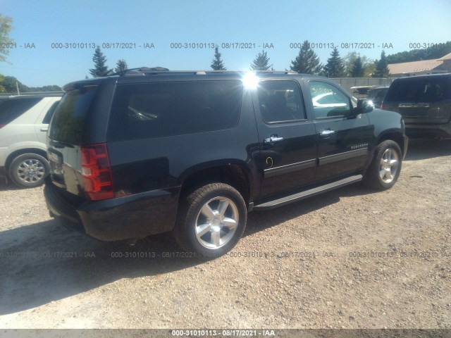 Photo 3 VIN: 1GNSKHE77DR235043 - CHEVROLET SUBURBAN 