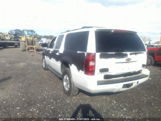 Photo 2 VIN: 1GNSKHE79CR139011 - CHEVROLET SUBURBAN 1500 