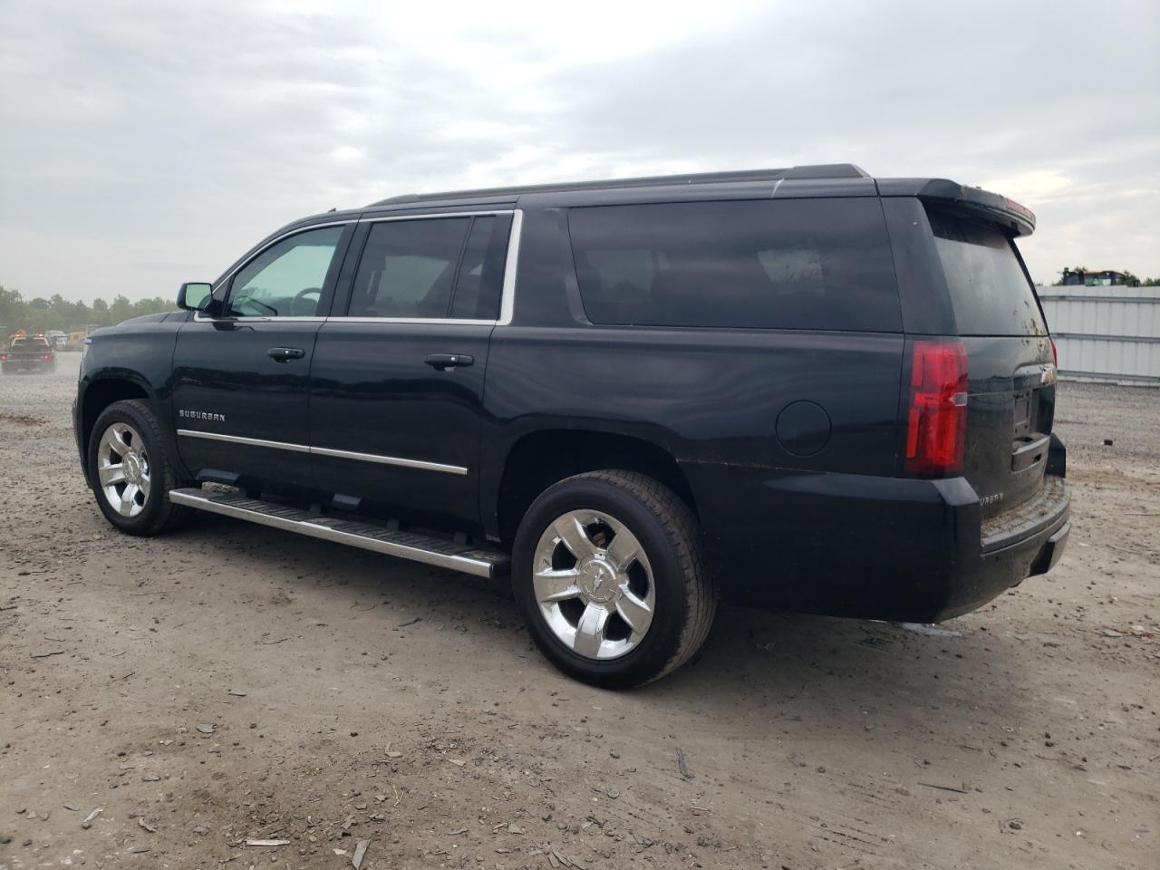 Photo 1 VIN: 1GNSKHKC0KR152150 - CHEVROLET SUBURBAN 