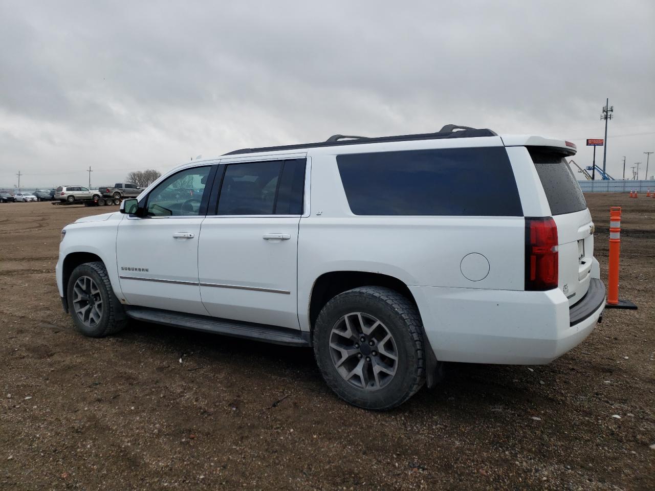 Photo 1 VIN: 1GNSKHKC1GR229227 - CHEVROLET SUBURBAN 