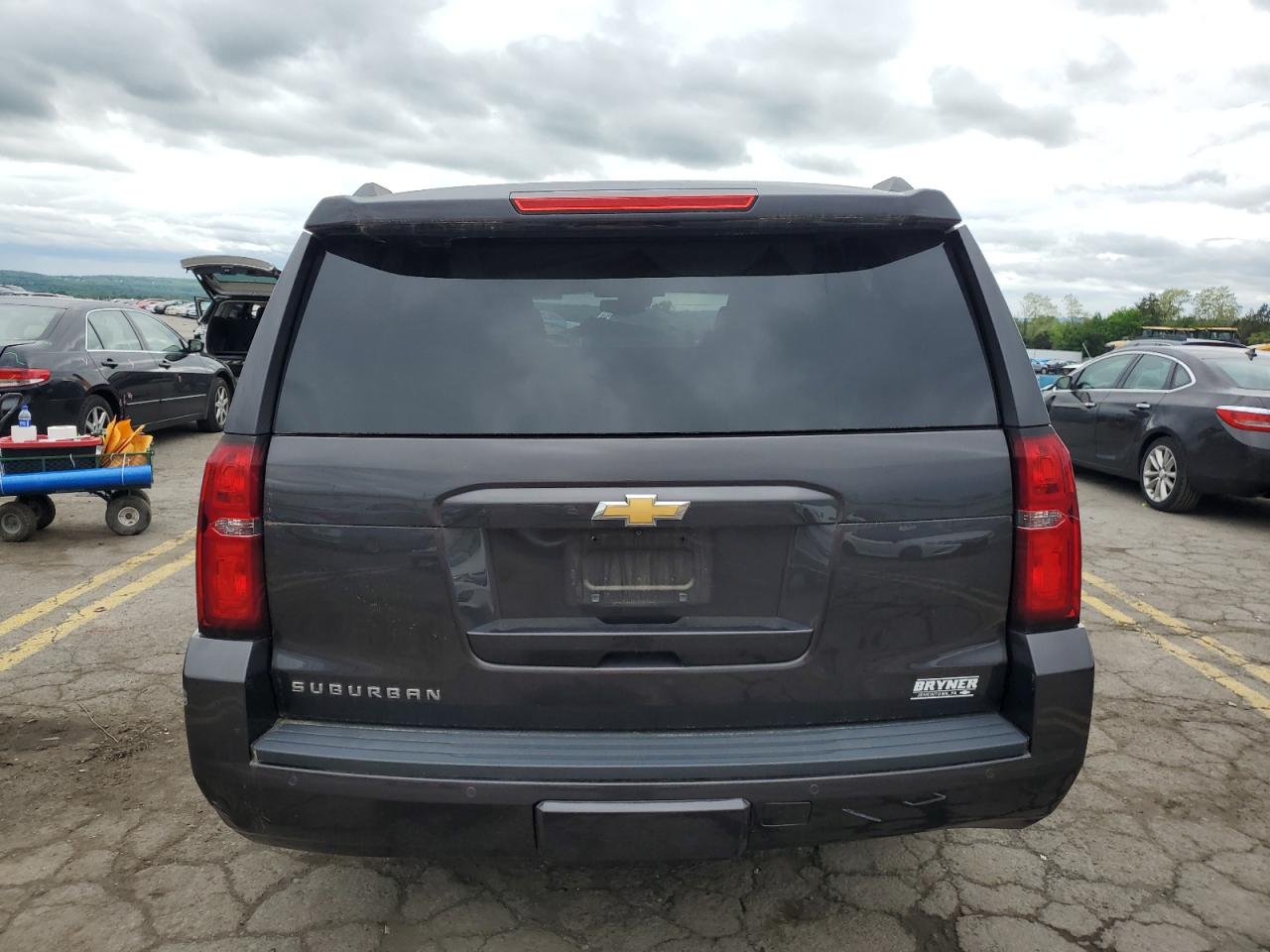 Photo 5 VIN: 1GNSKHKC2HR126268 - CHEVROLET SUBURBAN 