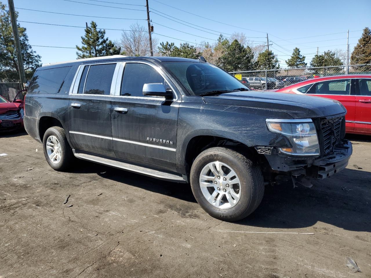 Photo 3 VIN: 1GNSKHKC3HR147565 - CHEVROLET SUBURBAN 