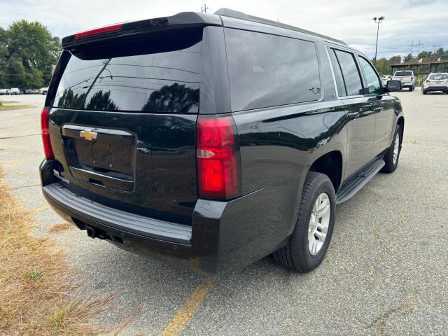 Photo 3 VIN: 1GNSKHKC3HR163975 - CHEVROLET SUBURBAN K 