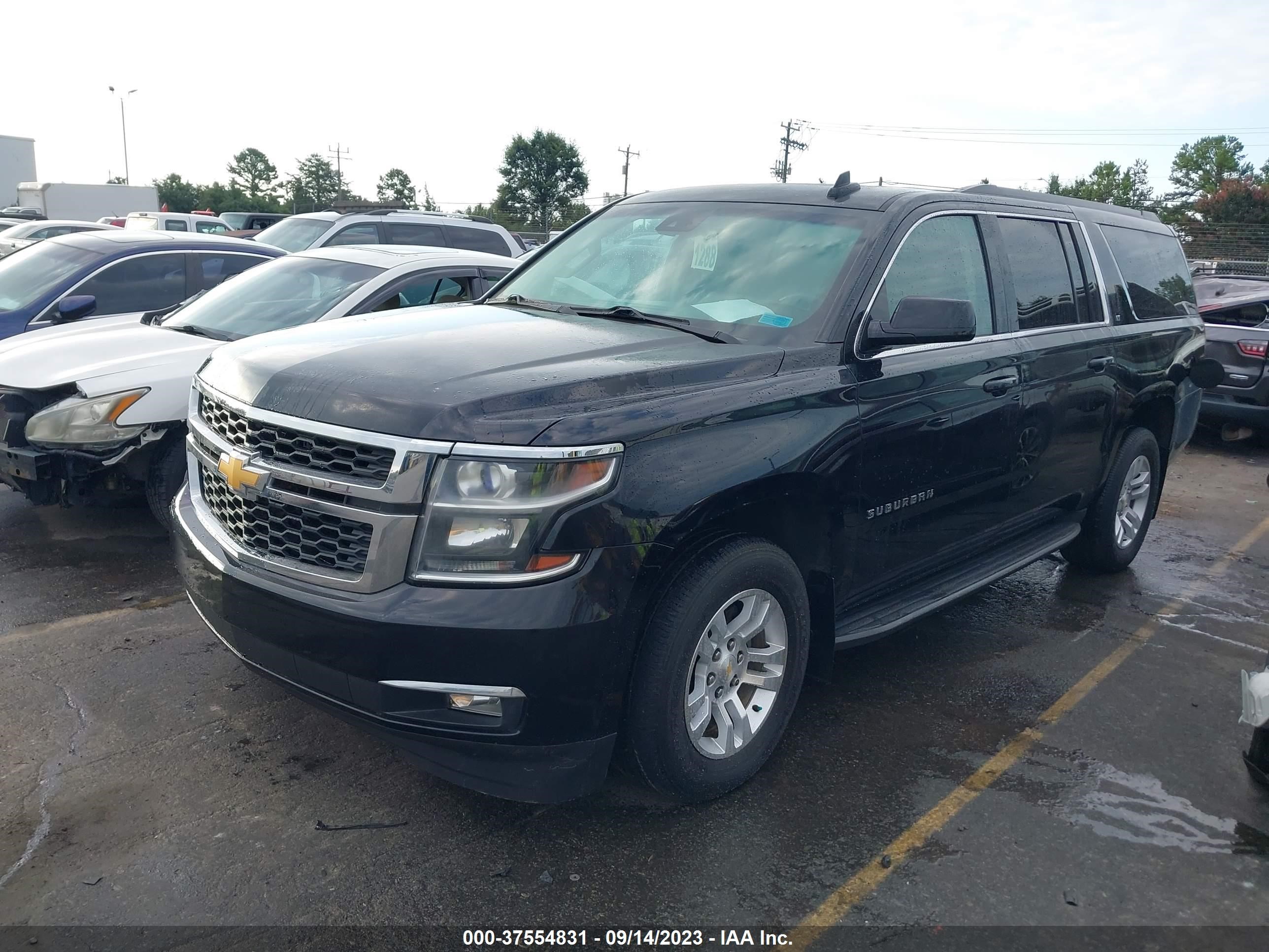 Photo 1 VIN: 1GNSKHKC4GR123595 - CHEVROLET SUBURBAN 