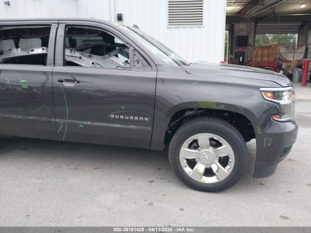 Photo 5 VIN: 1GNSKHKC4HR239056 - CHEVROLET SUBURBAN 