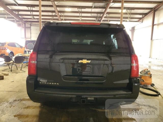 Photo 5 VIN: 1GNSKHKC4HR340646 - CHEVROLET SUBURBAN 