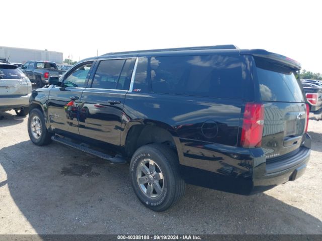 Photo 2 VIN: 1GNSKHKC4JR139092 - CHEVROLET SUBURBAN 