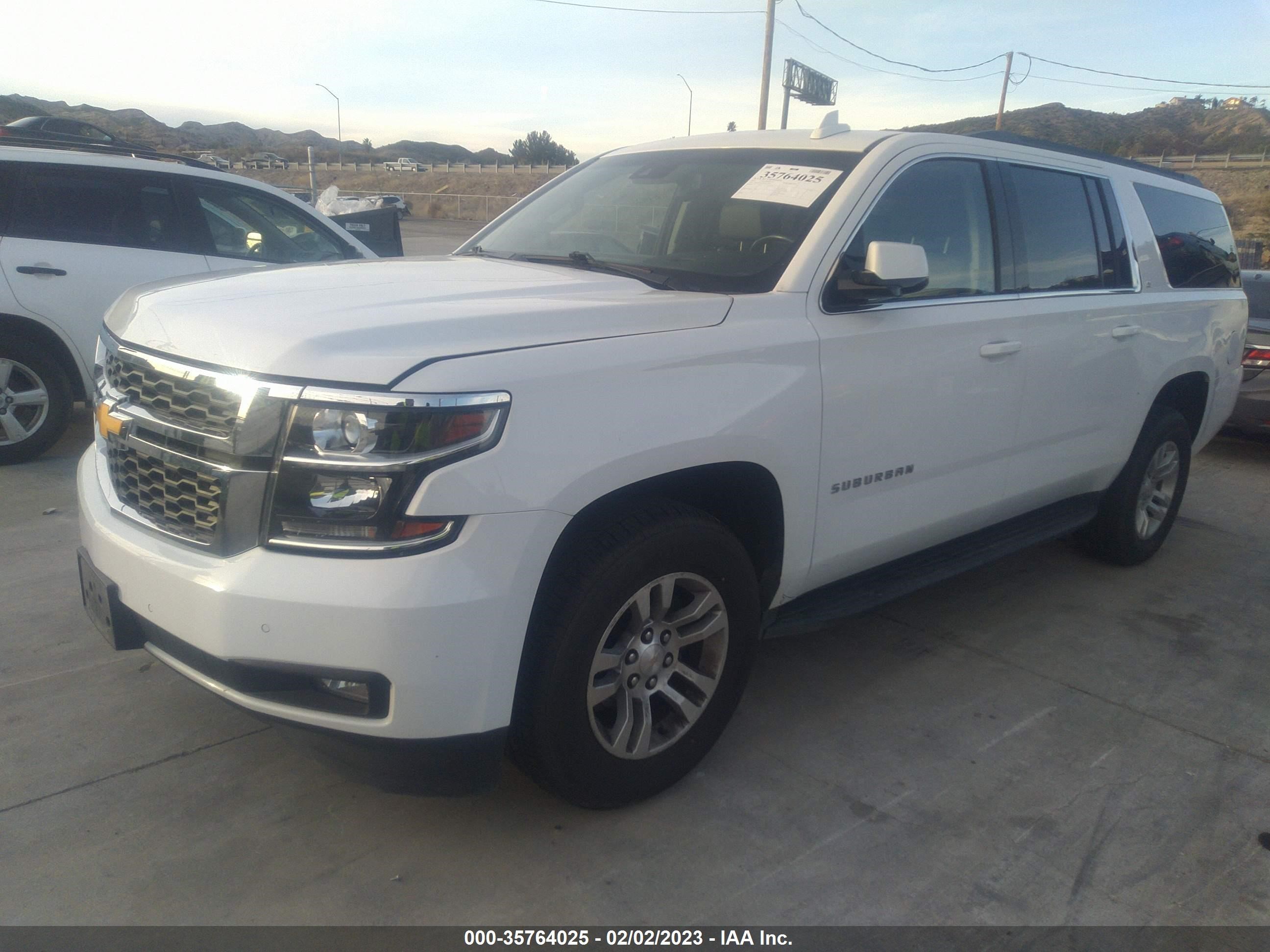 Photo 1 VIN: 1GNSKHKC4LR227580 - CHEVROLET SUBURBAN 