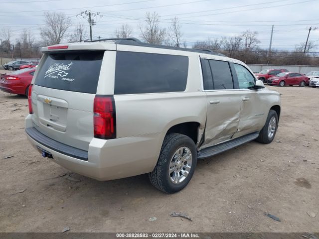 Photo 3 VIN: 1GNSKHKC5GR118891 - CHEVROLET SUBURBAN 