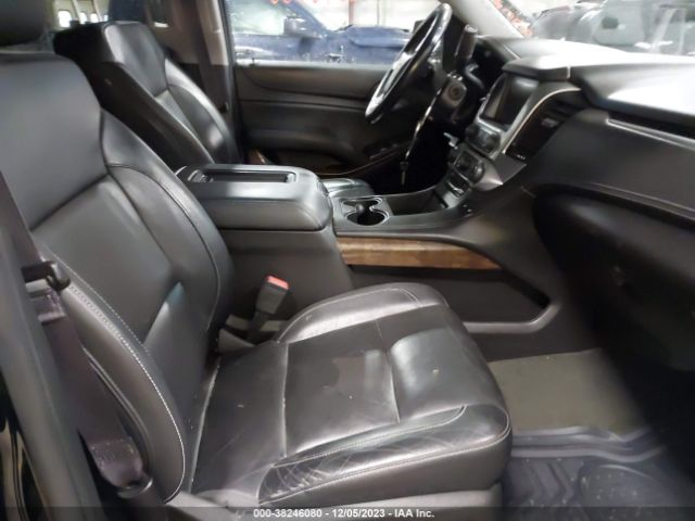 Photo 4 VIN: 1GNSKHKC5HR110498 - CHEVROLET SUBURBAN 