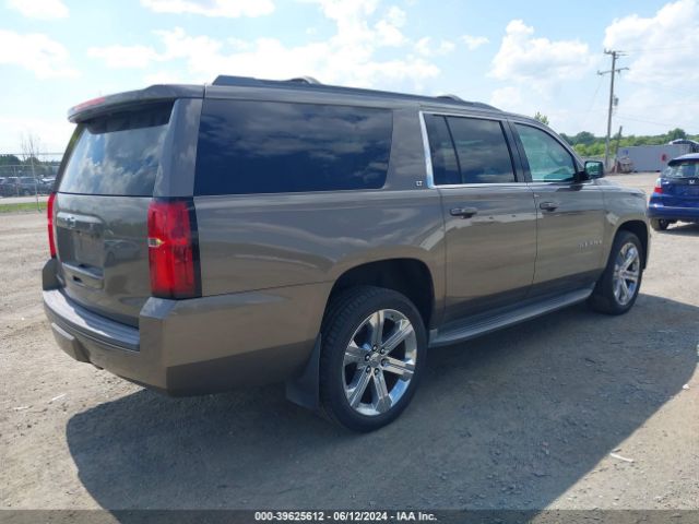 Photo 3 VIN: 1GNSKHKC6GR230423 - CHEVROLET SUBURBAN 