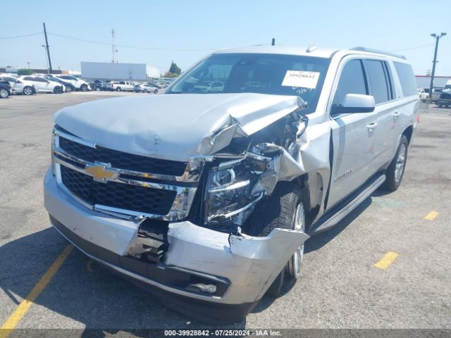 Photo 1 VIN: 1GNSKHKC6JR359818 - CHEVROLET SUBURBAN 