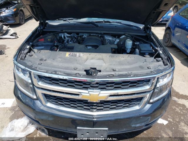 Photo 9 VIN: 1GNSKHKC7HR154941 - CHEVROLET SUBURBAN 