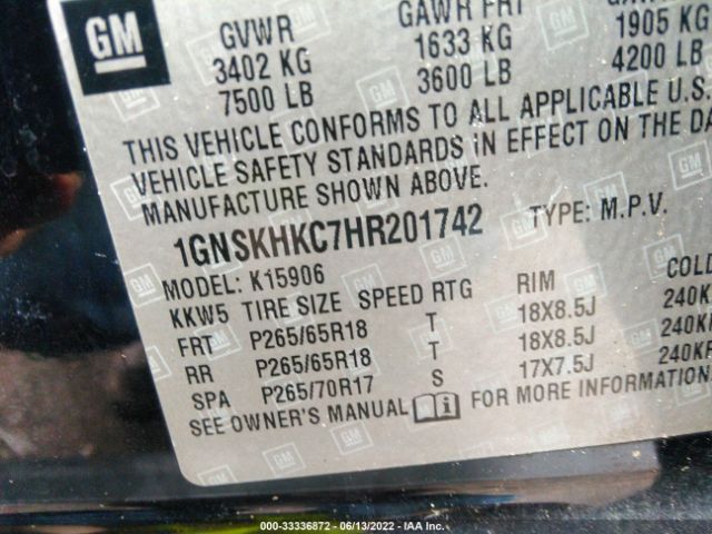 Photo 8 VIN: 1GNSKHKC7HR201742 - CHEVROLET SUBURBAN 