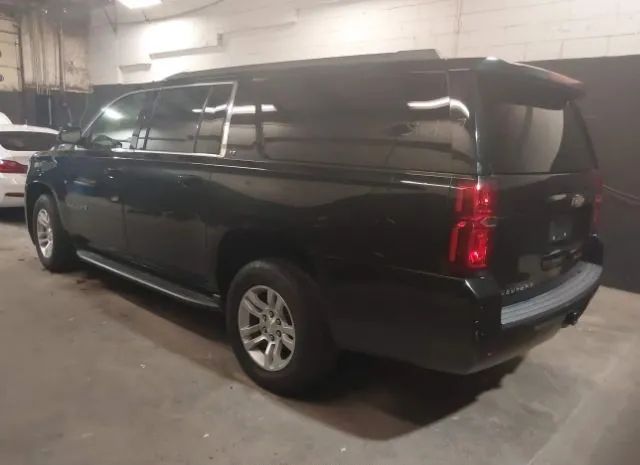 Photo 2 VIN: 1GNSKHKC7HR284332 - CHEVROLET SUBURBAN 