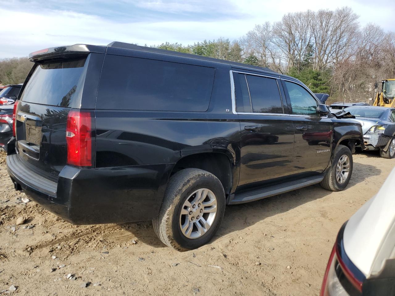 Photo 2 VIN: 1GNSKHKC9KR160179 - CHEVROLET SUBURBAN 