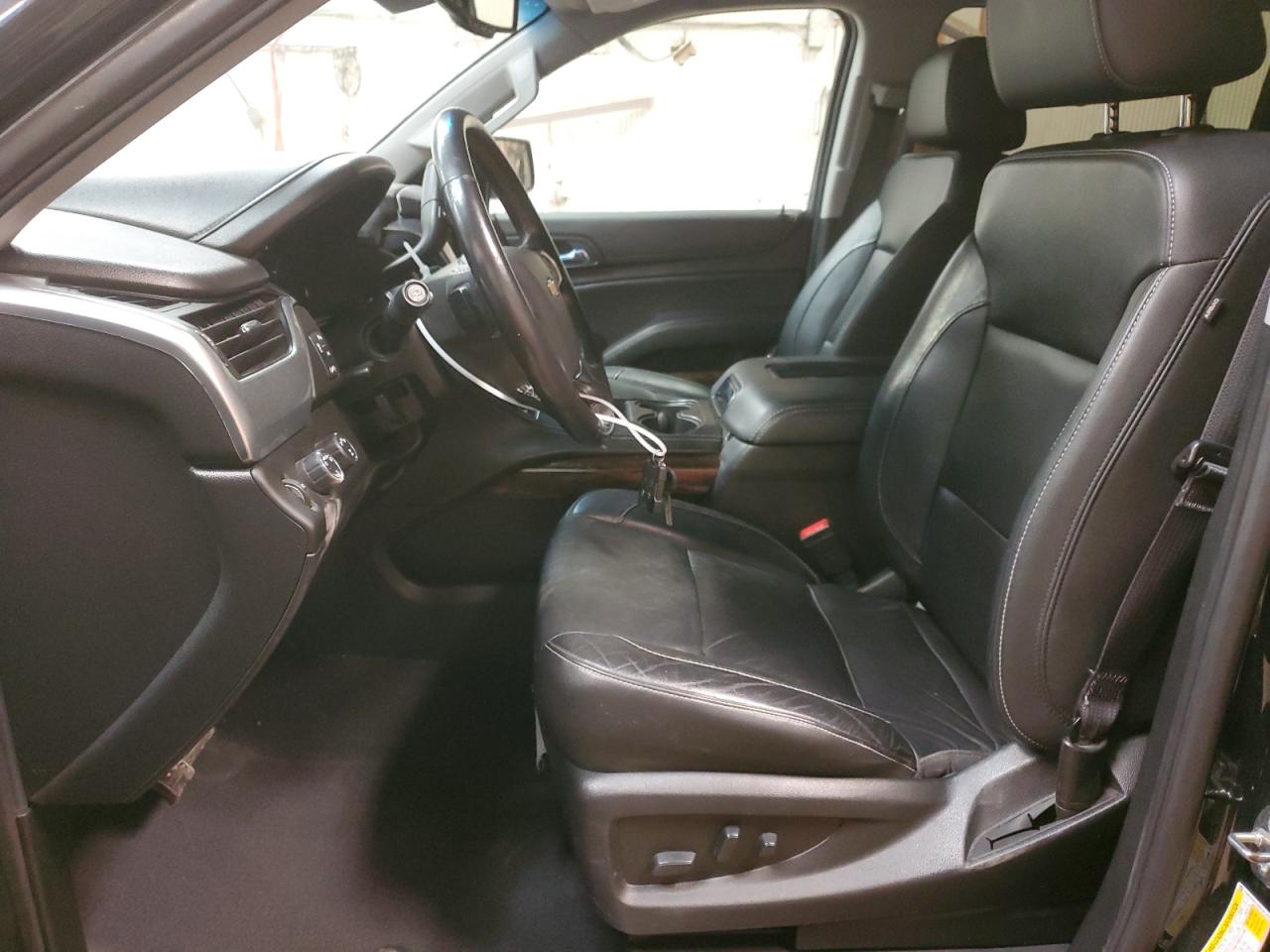 Photo 6 VIN: 1GNSKHKC9KR387369 - CHEVROLET SUBURBAN 