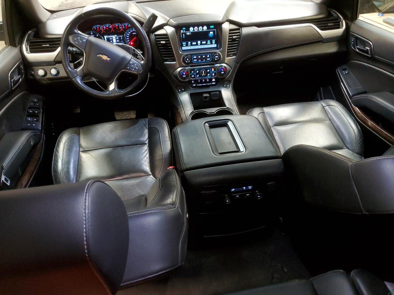 Photo 7 VIN: 1GNSKHKC9KR387369 - CHEVROLET SUBURBAN 