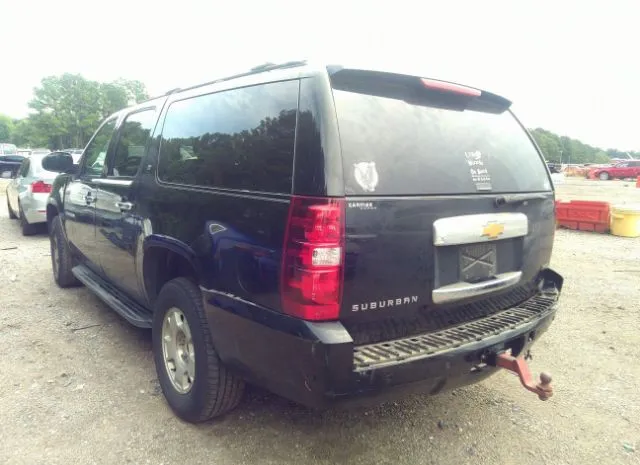 Photo 2 VIN: 1GNSKJE30BR224970 - CHEVROLET SUBURBAN 