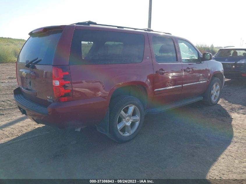 Photo 3 VIN: 1GNSKJE30BR296686 - CHEVROLET SUBURBAN 