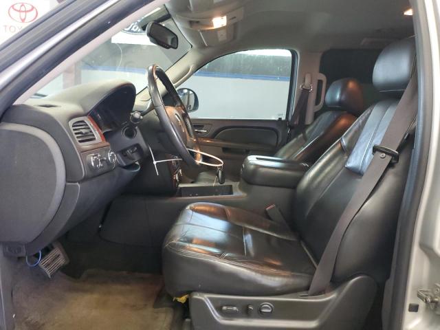 Photo 6 VIN: 1GNSKJE32BR206678 - CHEVROLET SUBURBAN K 